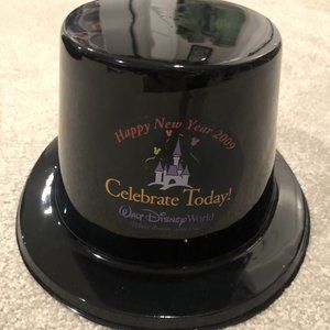 2009 Walt Disney World Happy New Year Hat Plastic